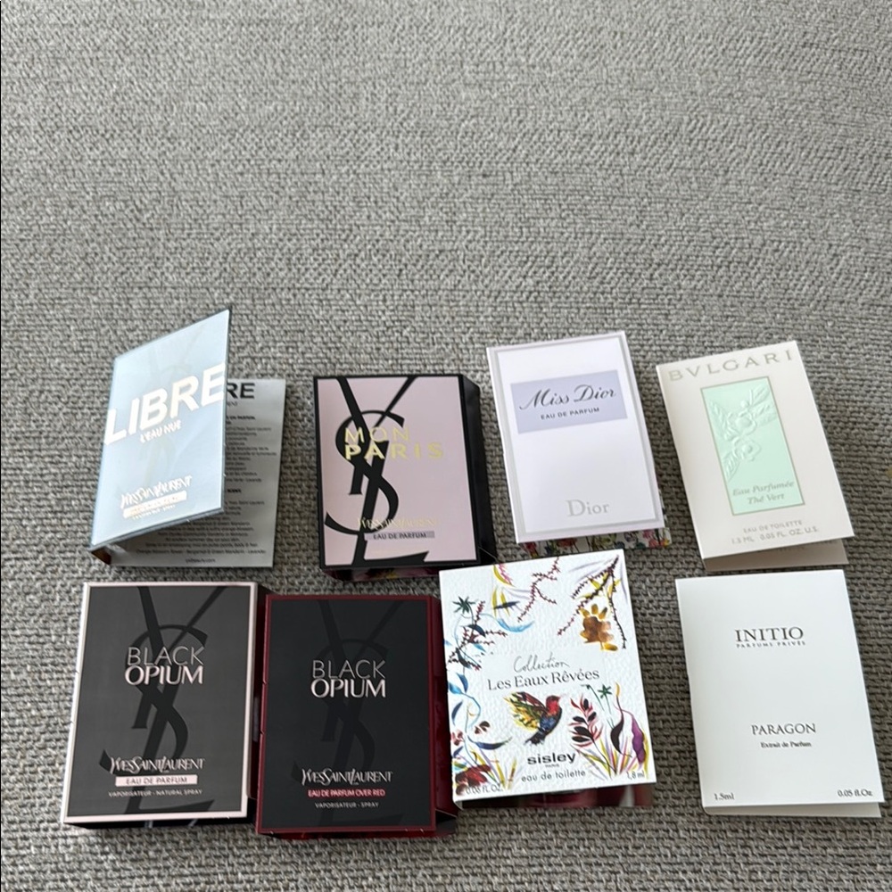 Multiples of  the top Fragrance Collection samples good for travel or try to buy